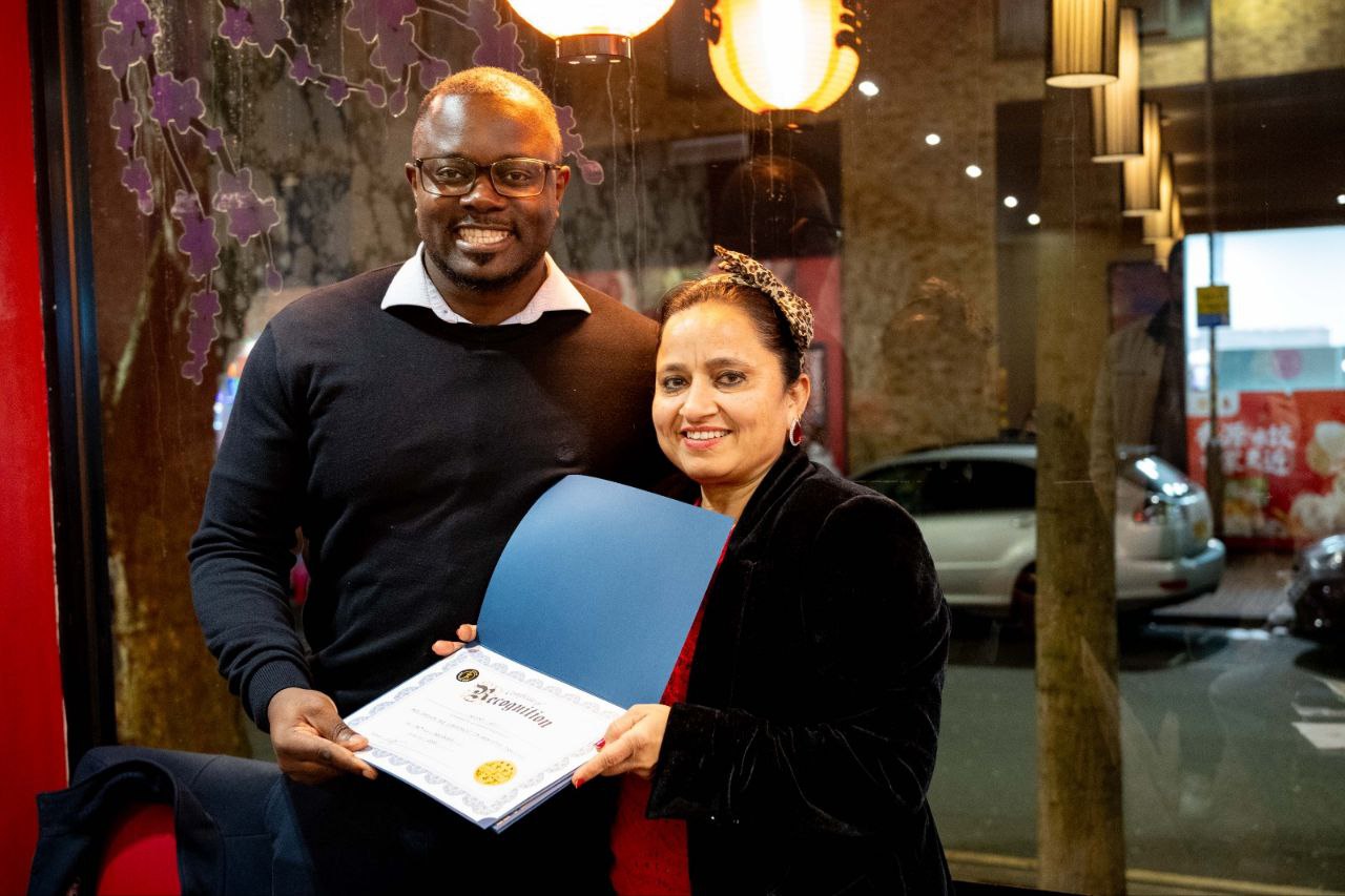 5909212054373993254_121